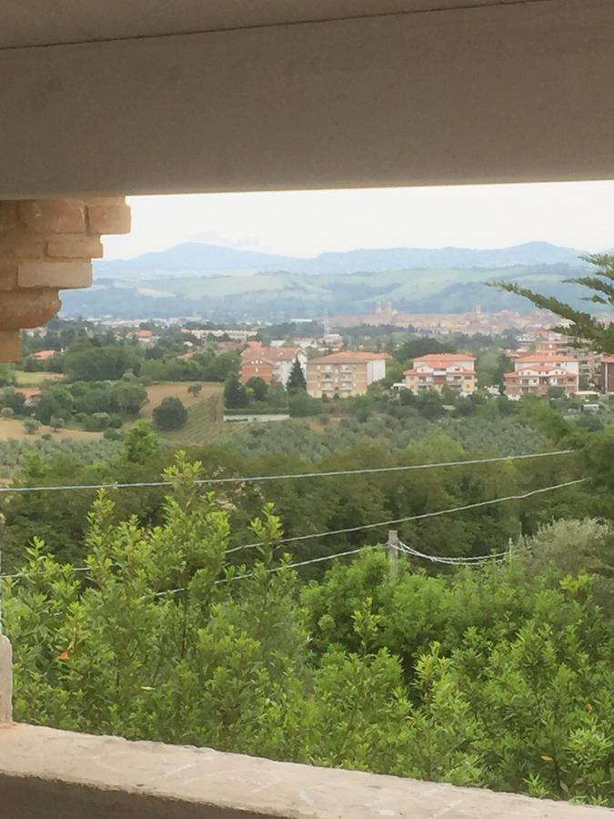 Bed and Breakfast Tabano Ristorante-Casolare Jesi Exterior foto